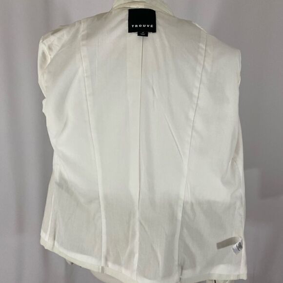 Trouve’ White Faux Leather Jacket - Picture 7 of 9